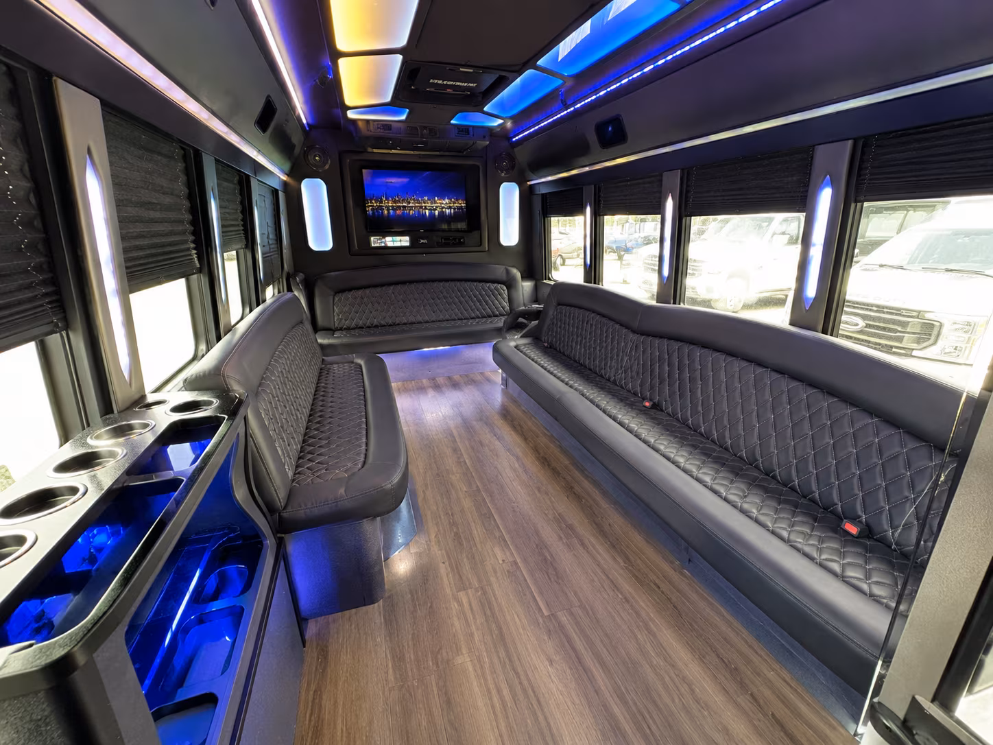 Miami Gardens Homecoming & Prom Party Bus Rentals